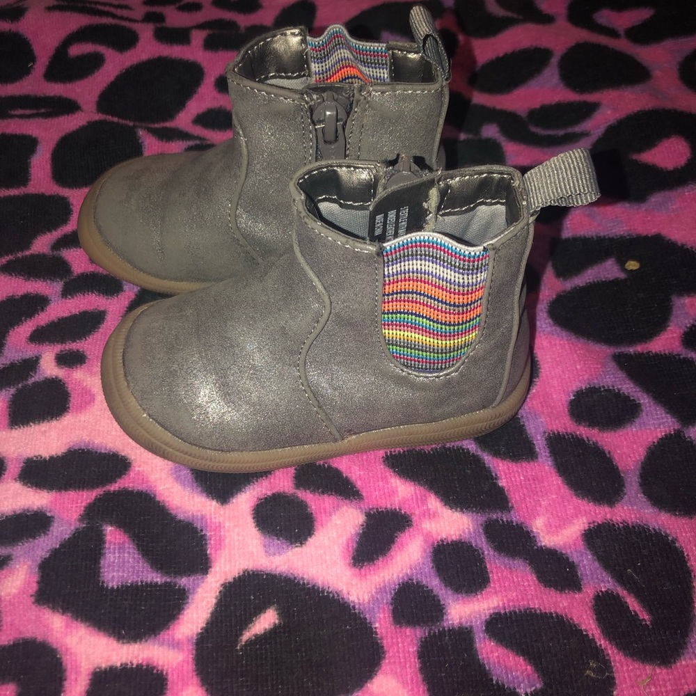 Silver metalic ankle boots